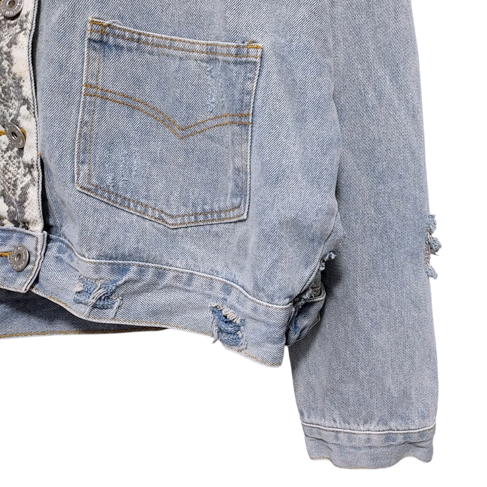 POL Snakeskin Patch Button Up Dustressed Denim Jean Jacket Women's Size Large L - Picture 10 of 15